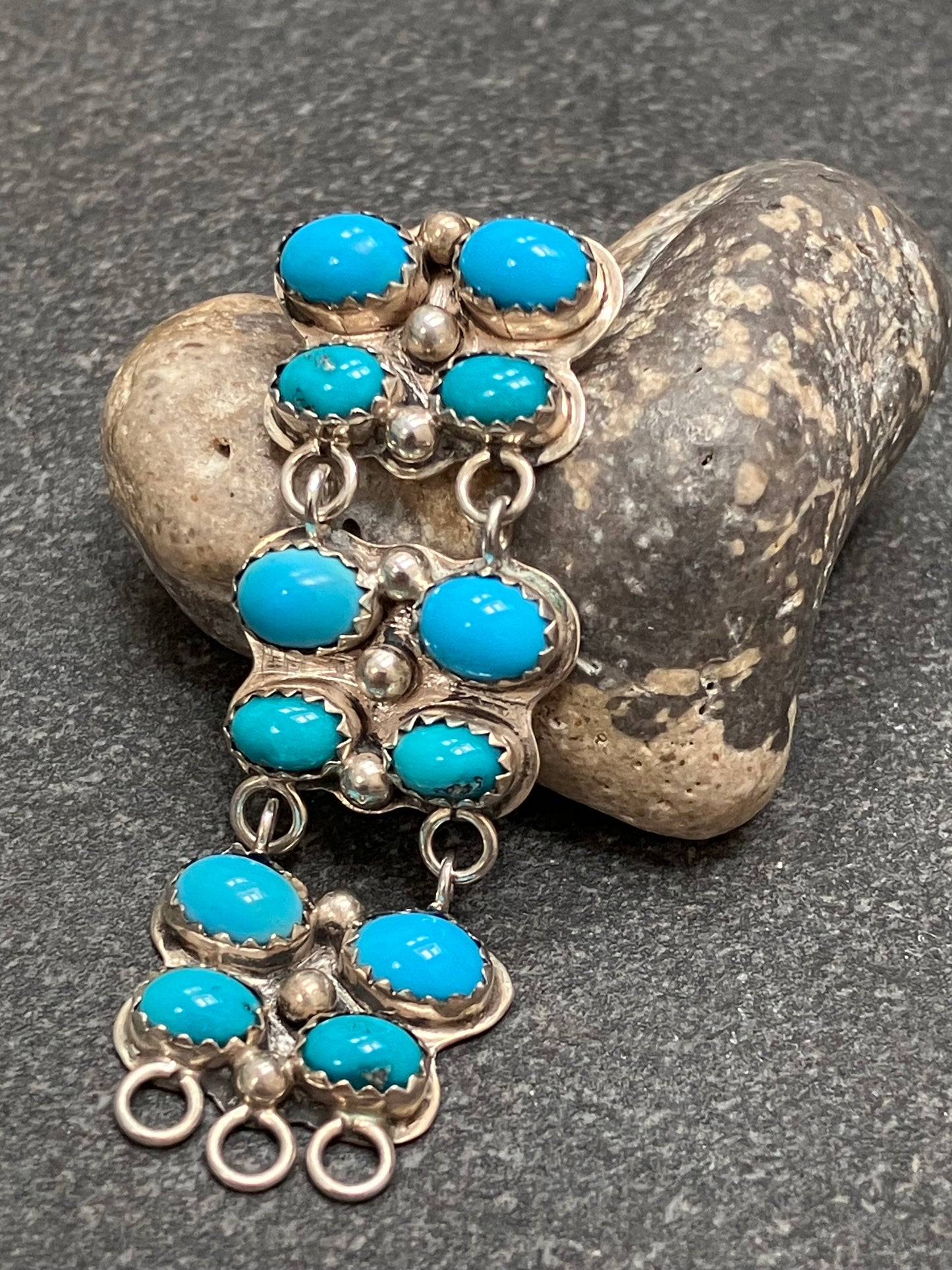 Vintage Native American turquoise earrings by the tribe Zuni