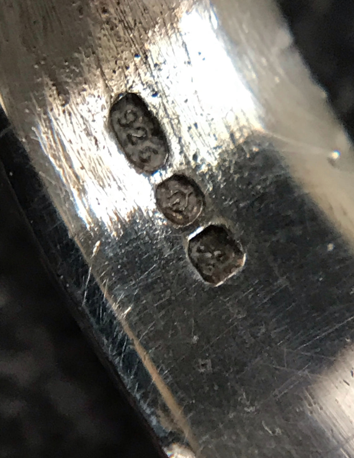 Artisan modernist/brutalist sterling silver vintage ring. 1975
