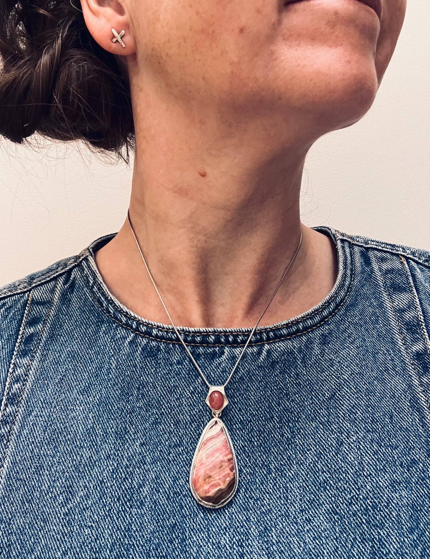 Vintage sterling silver and Rhodochrosite pendant.