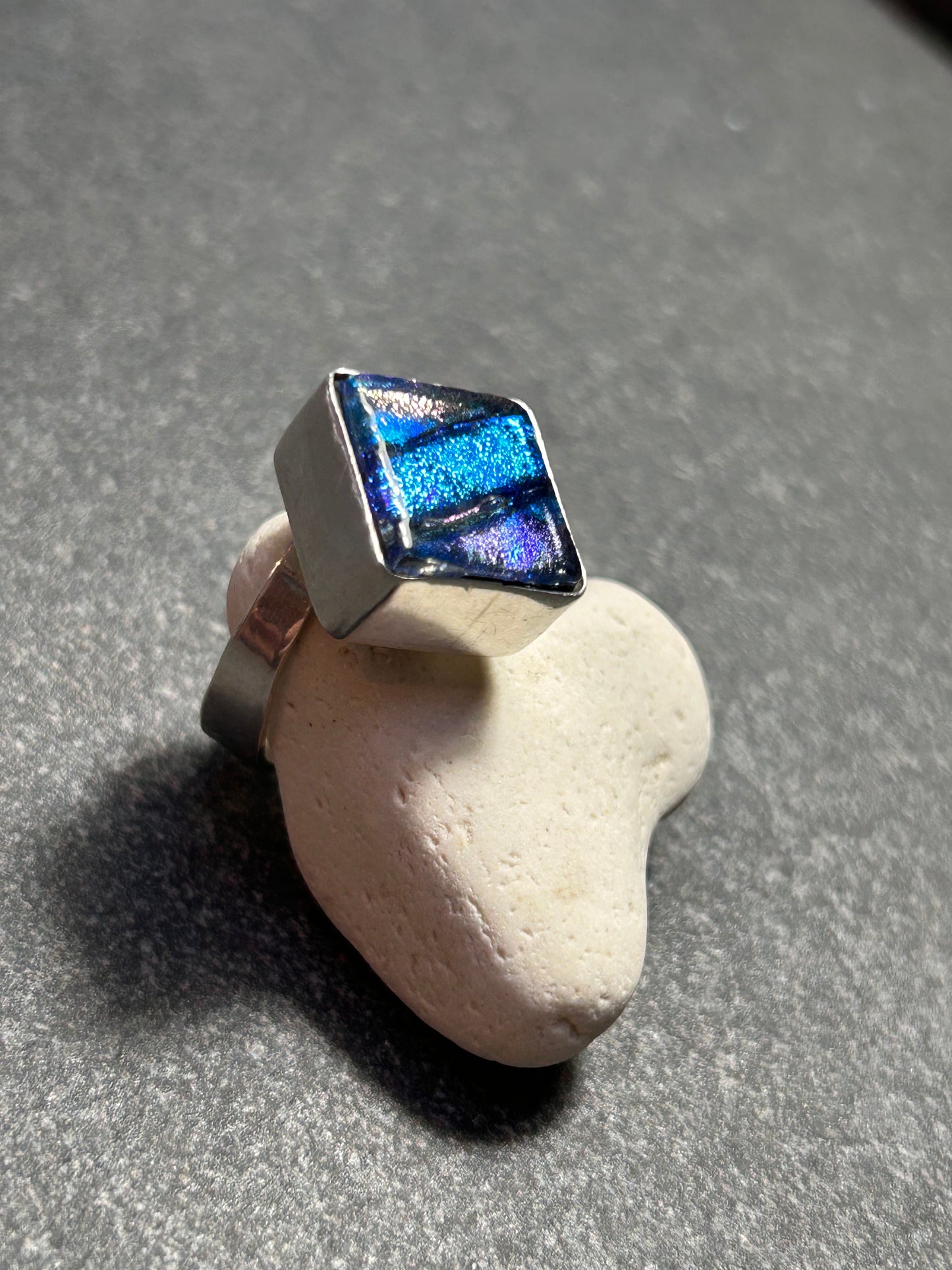 Vibrant vintage sterling silver dichroic glass ring.