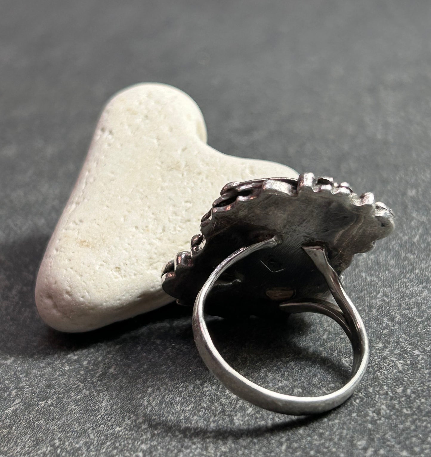 Vintage Native American green amber ring