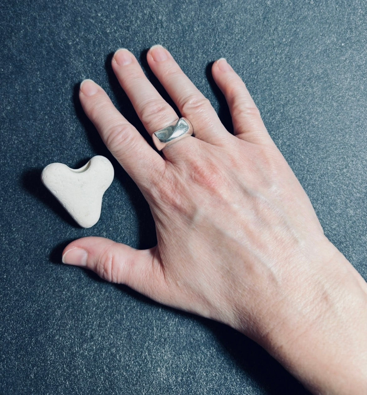 A beautifully crafted vintage Italian sterling silver ring