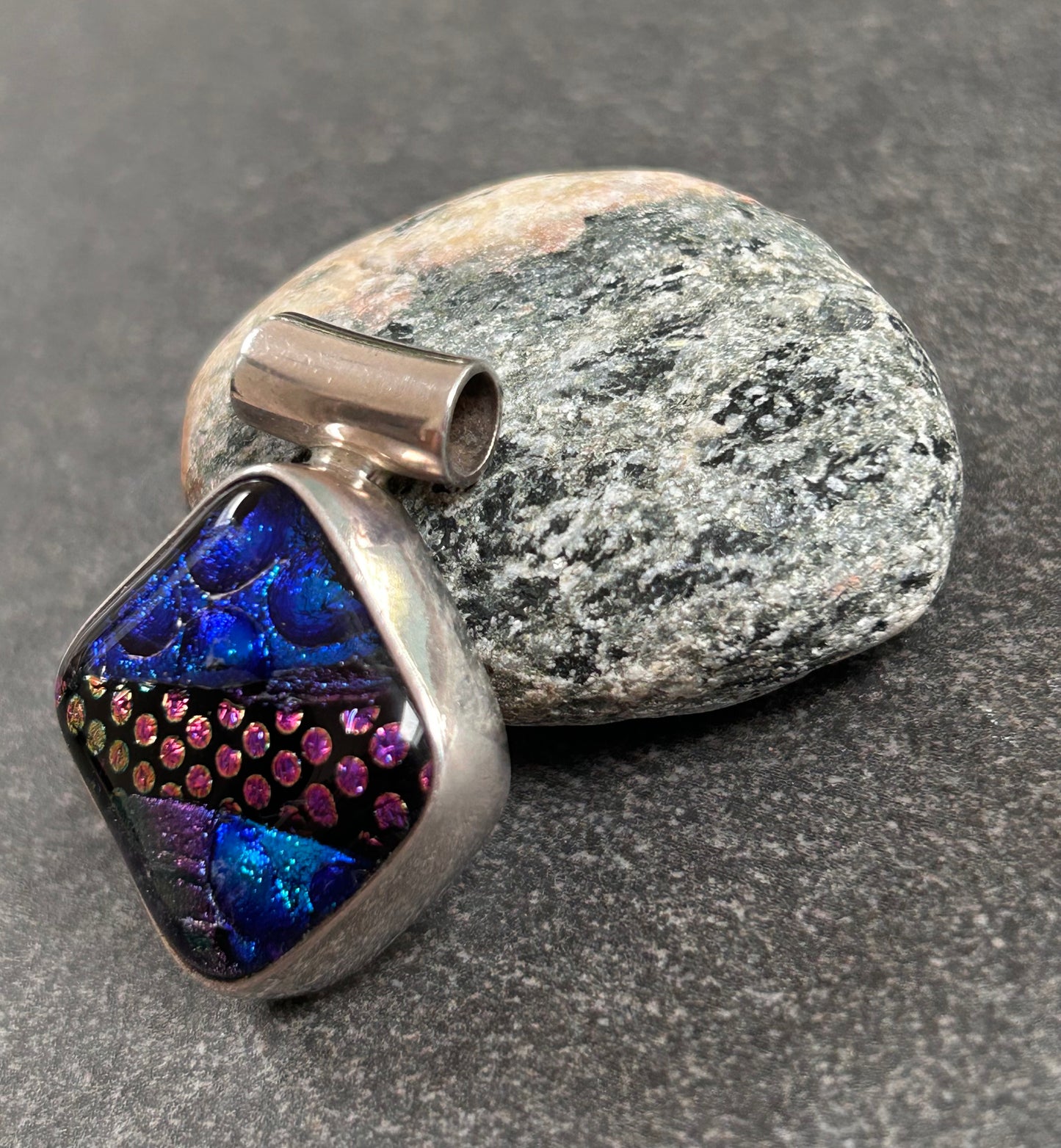 Vintage Sterling Silver Dichroic Glass Pendant – Mexico