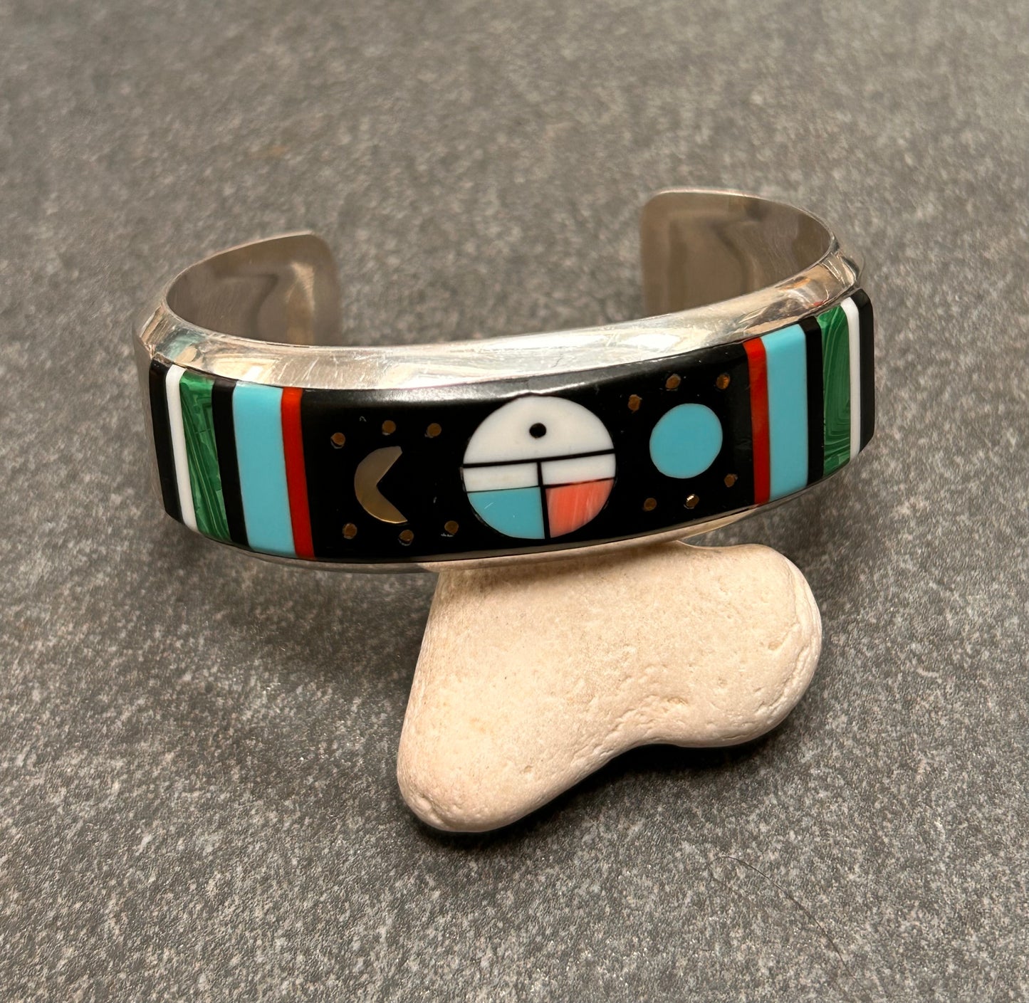 Vintage Collector’s Piece by Willie Shaw