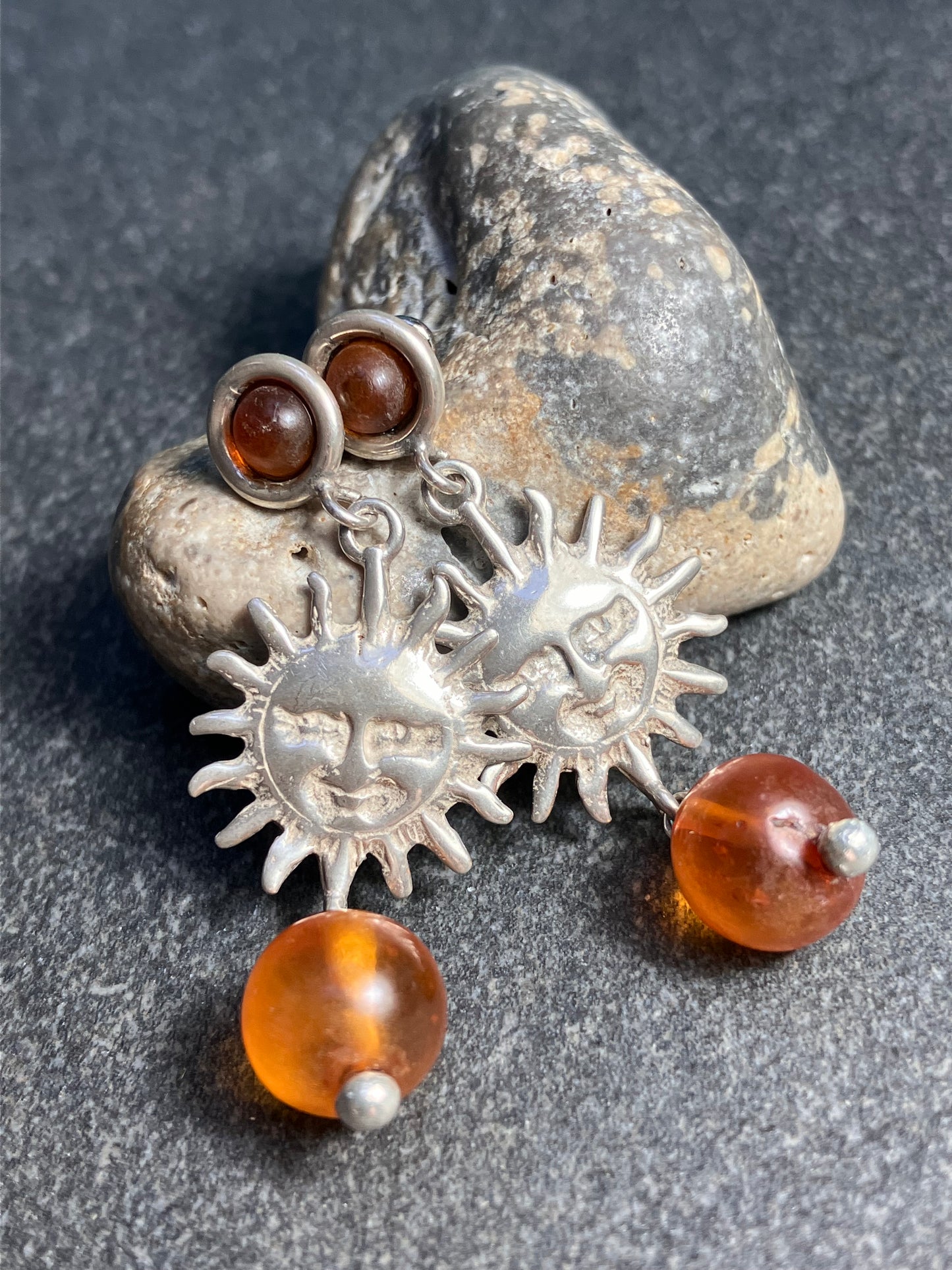 Absolutely fantastic vintage sterling silver sun and amber earrings.