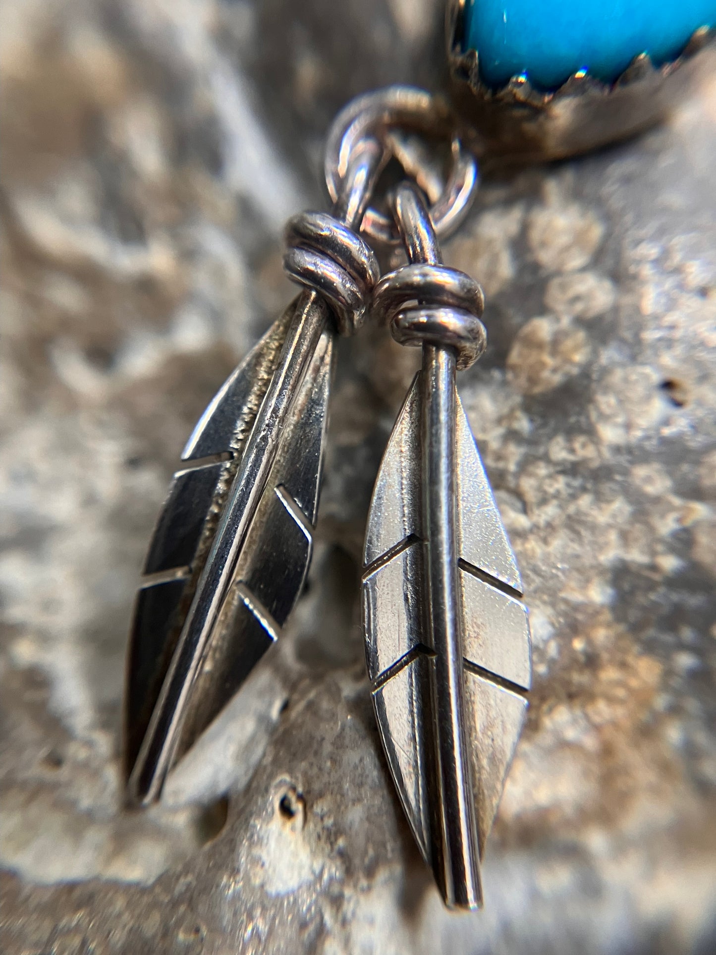 Vintage sterling silver native America heart & feather earrings.