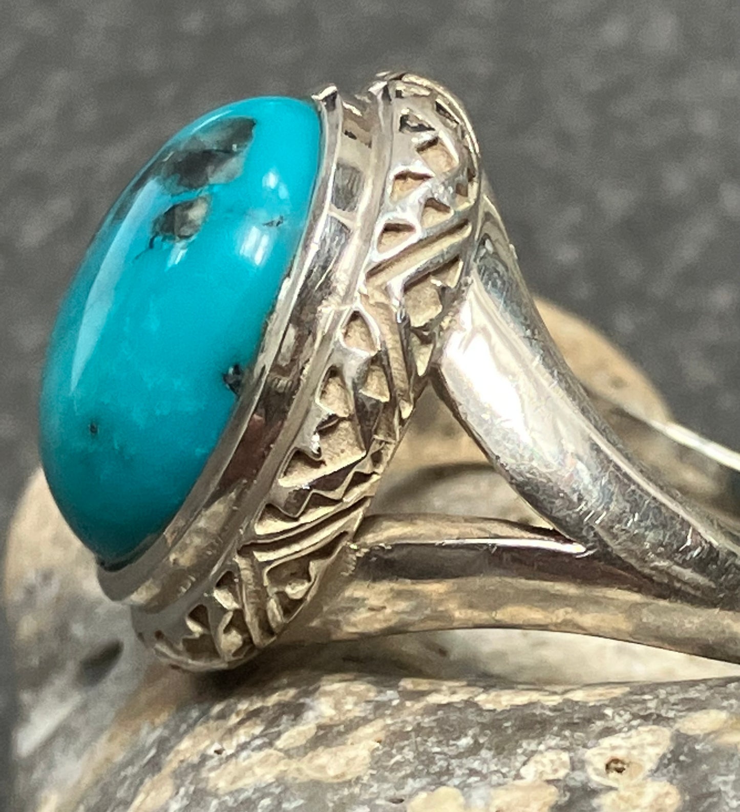 Vintage sterling silver and Turqurenite ring