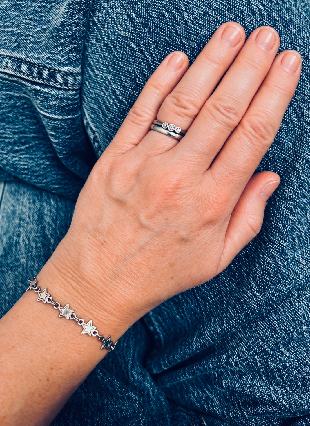 Vintage Sterling Silver Twelve Star Bracelet ✨