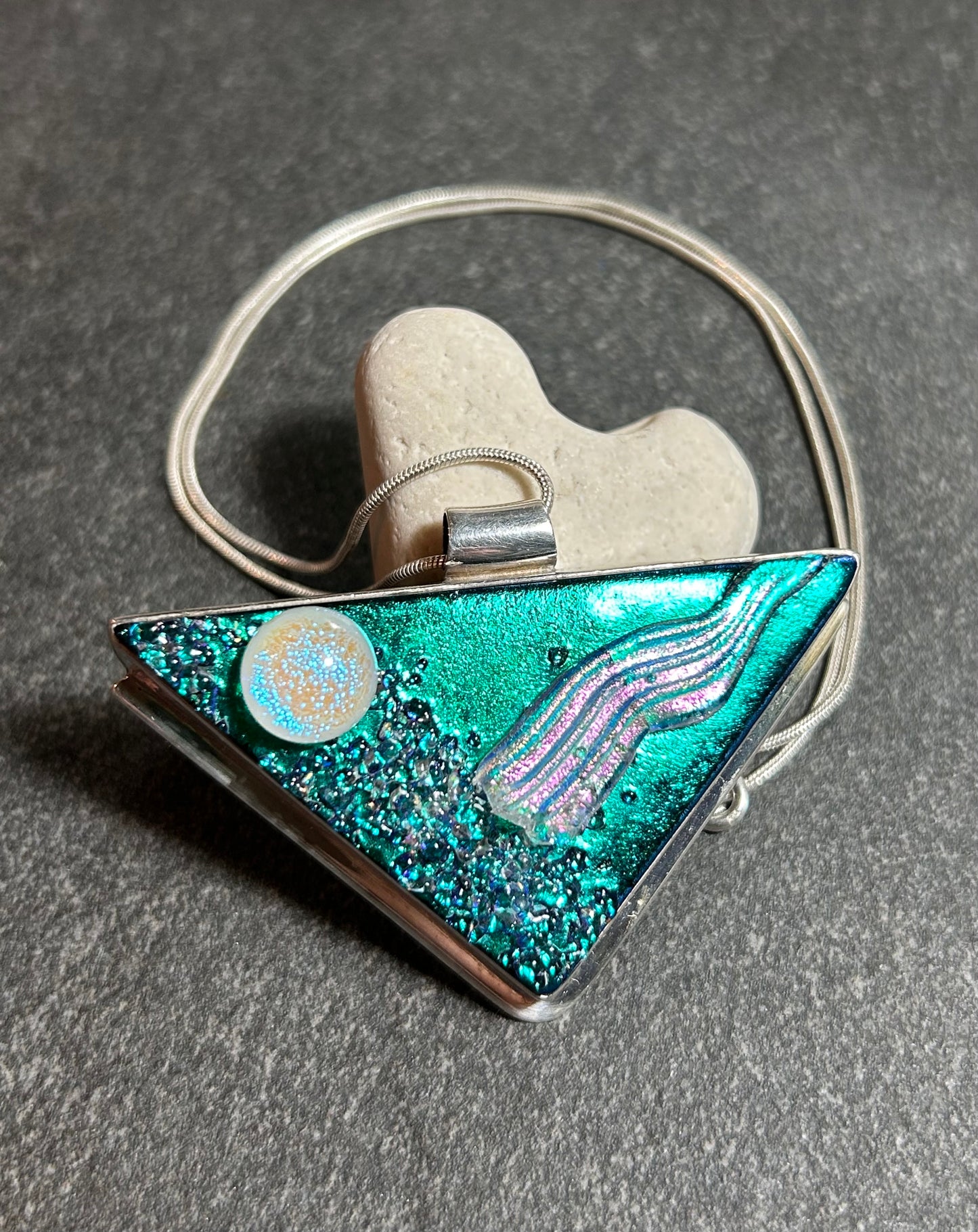 Luminous dichroic glass pendant