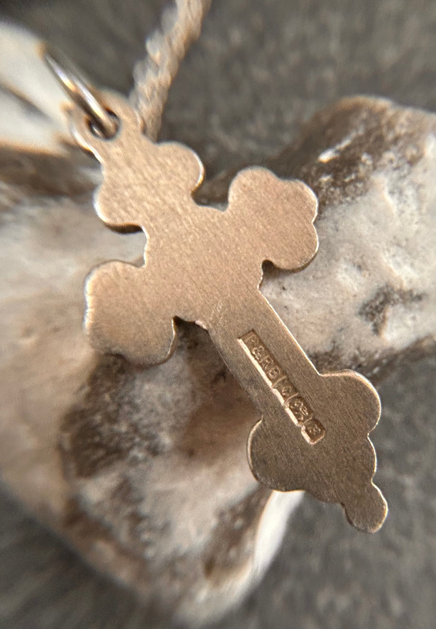 Beautiful Vintage Sterling Silver Diamond-Cut Cross Necklace -1976