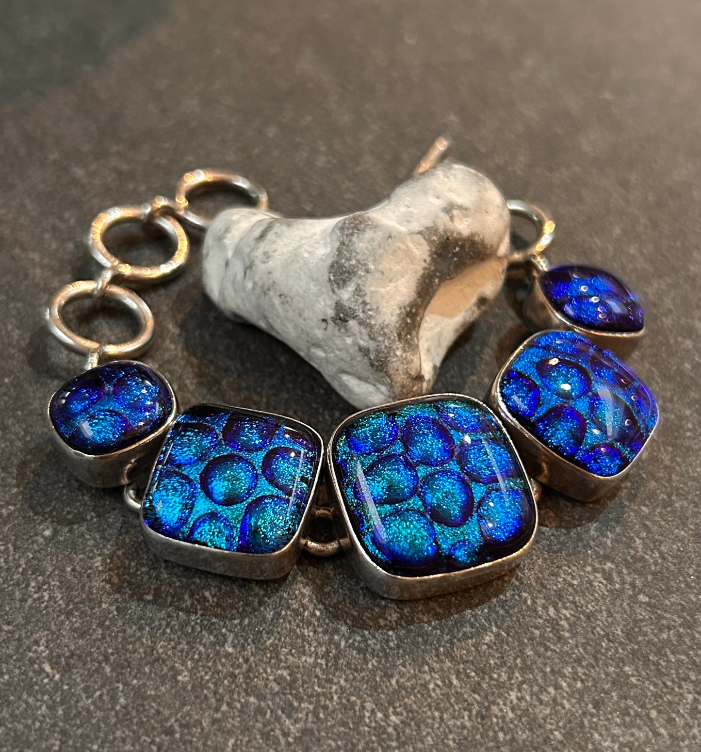 Exceptional vintage sterling silver dichroic glass link bracelet