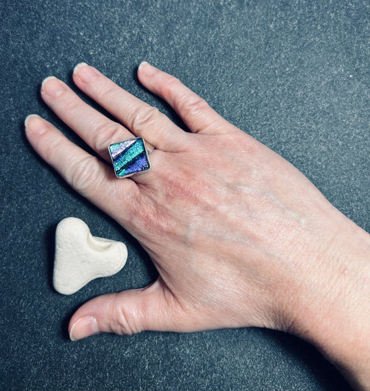 Vibrant vintage sterling silver dichroic glass ring.