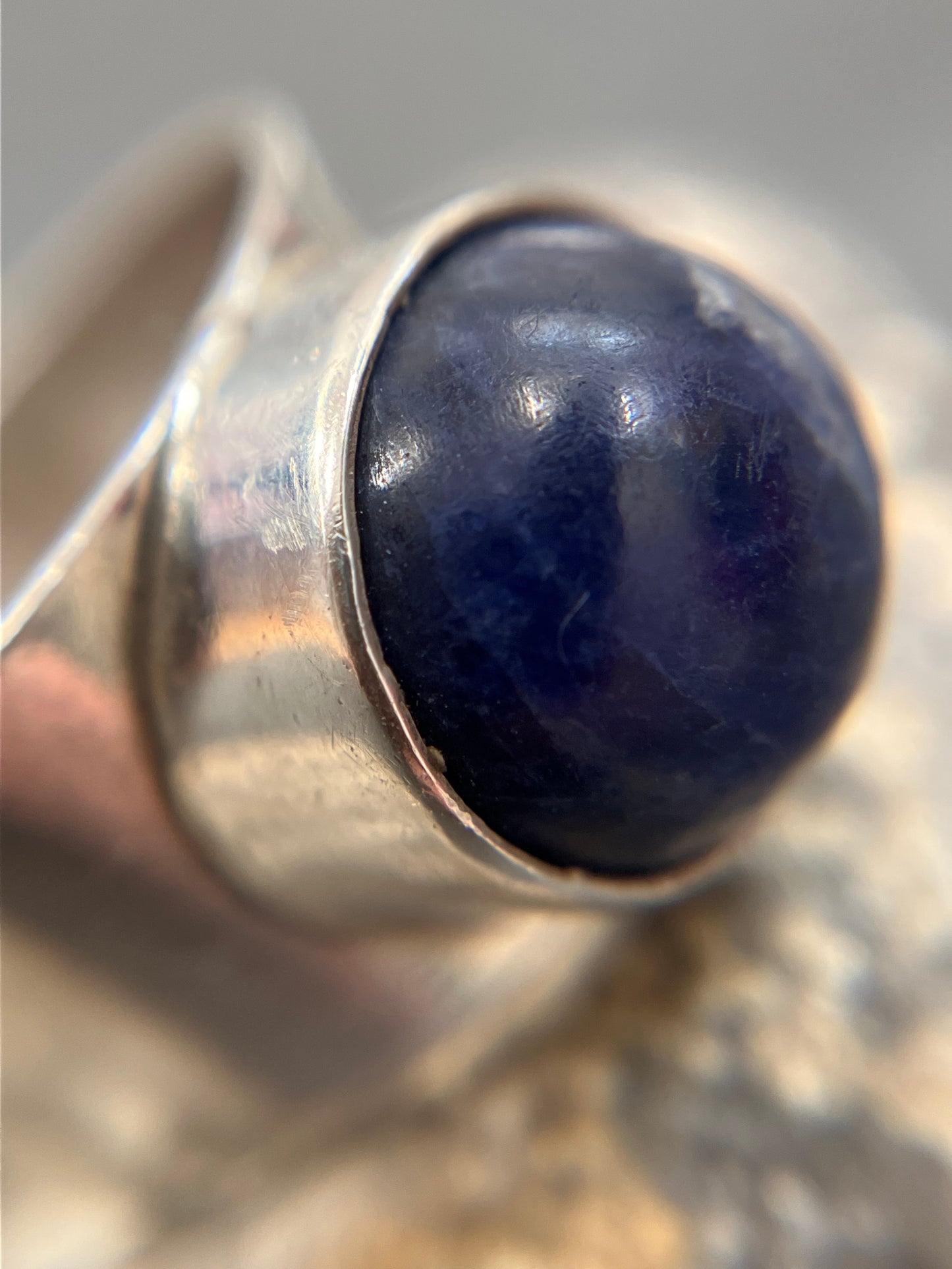 Vintage sterling silver and sodalite stone ring.