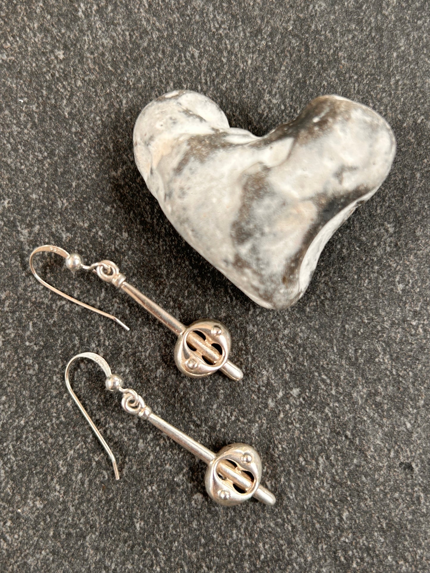 Elegant vintage drop earrings by Kit Heath 1997