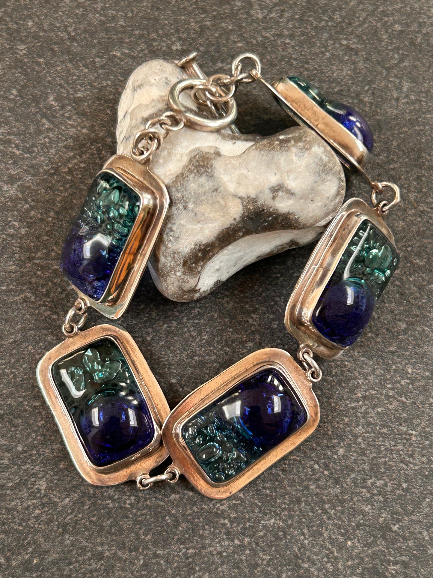 An absolutely fabulous vintage artisan glass bracelet.