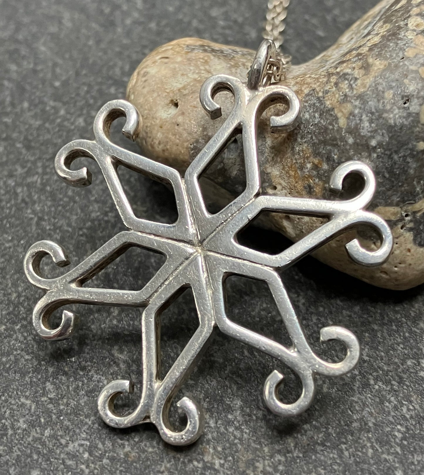 Vintage sterling silver star pendant. 1993