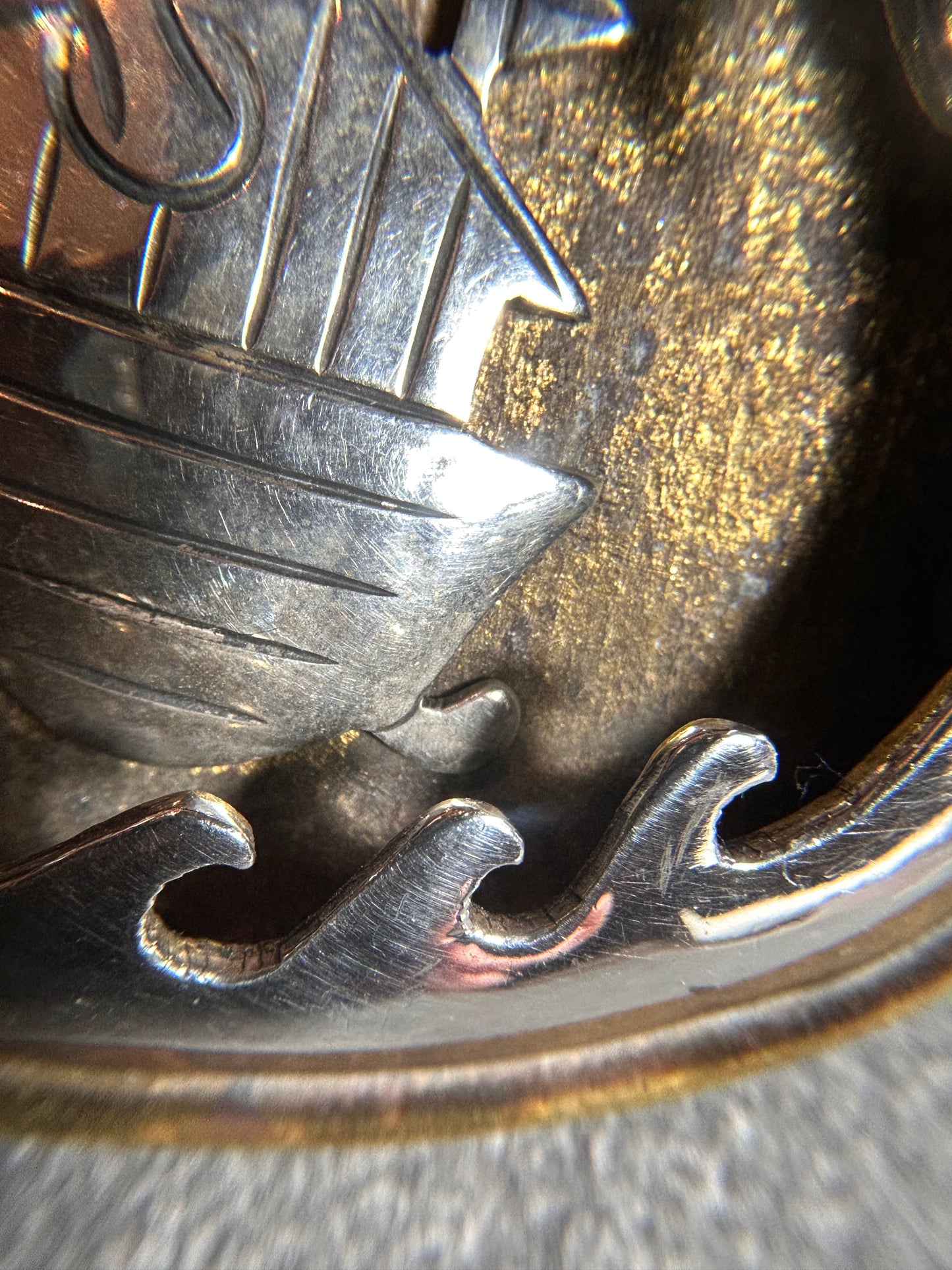 This exceptional vintage pendant by renowned American designer Jeep Collins