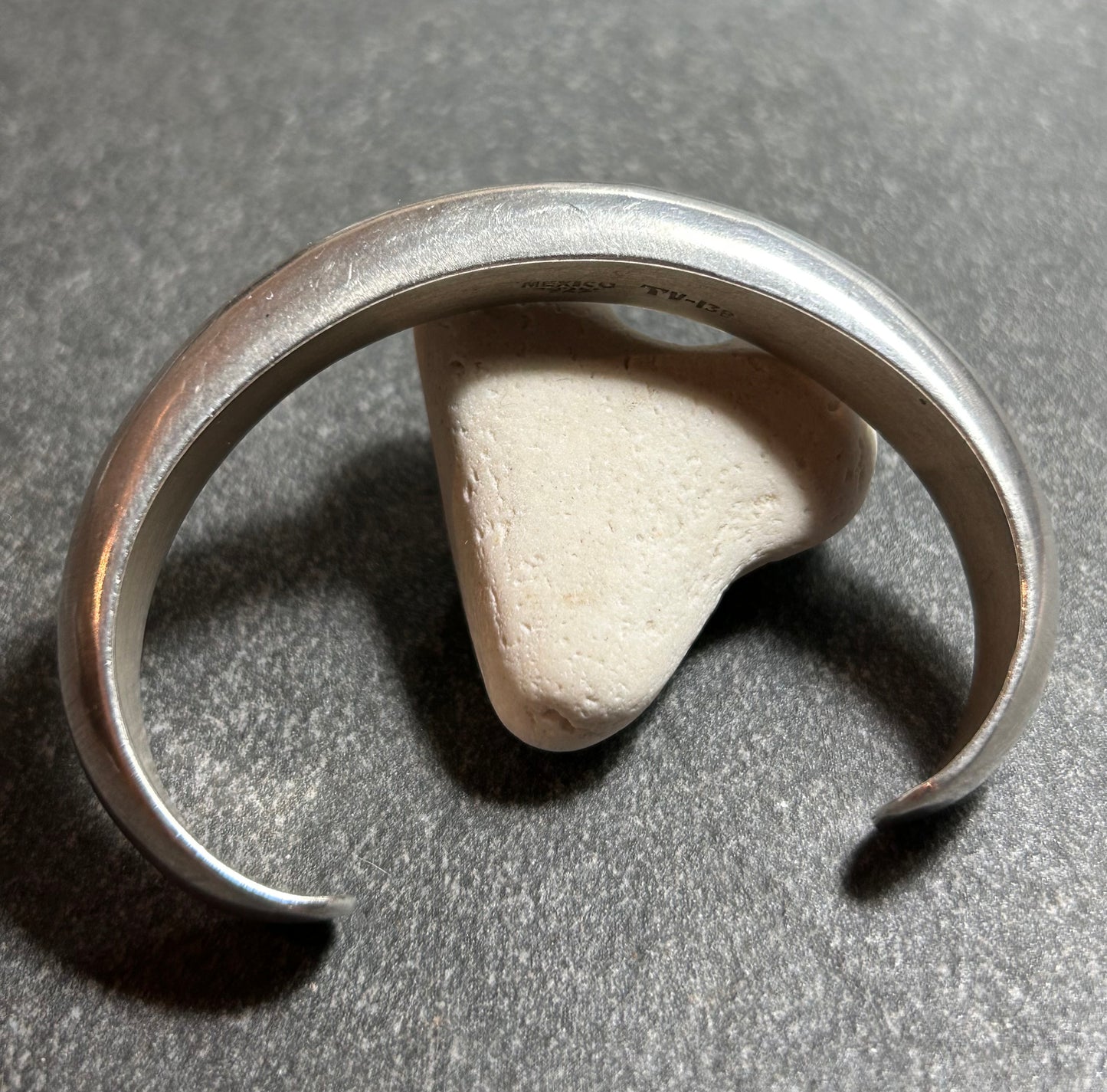 Vintage 1998 Mexican Sterling Silver Bangle – Timeless Elegance