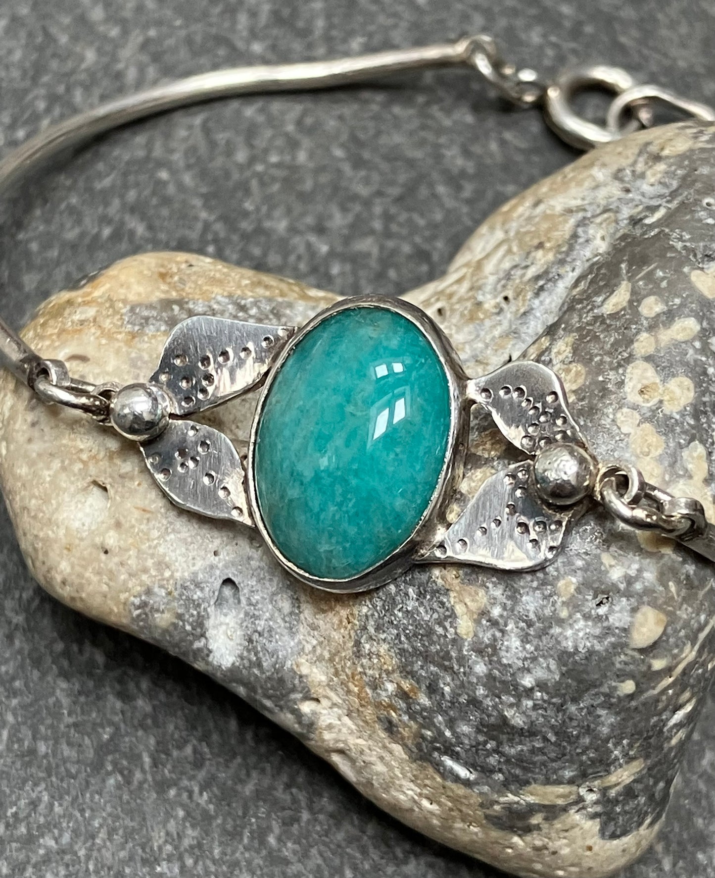 Vintage sterling silver artisan bracelet with green amazonite stone. 1982