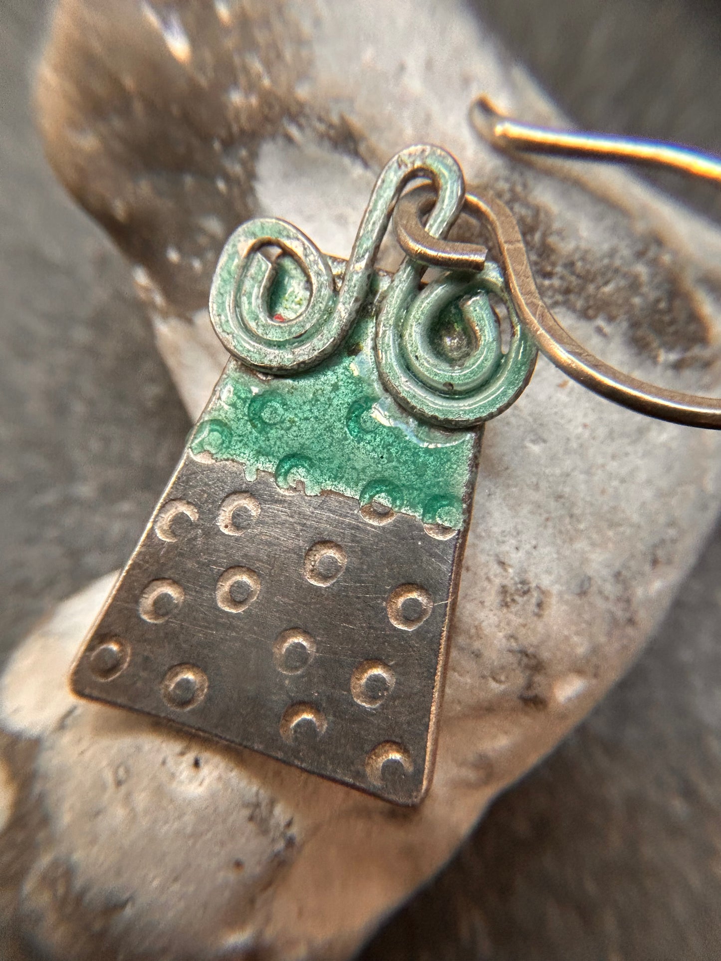 Beautiful vintage sterling silver artisan earrings with wonderful handcrafted detail.