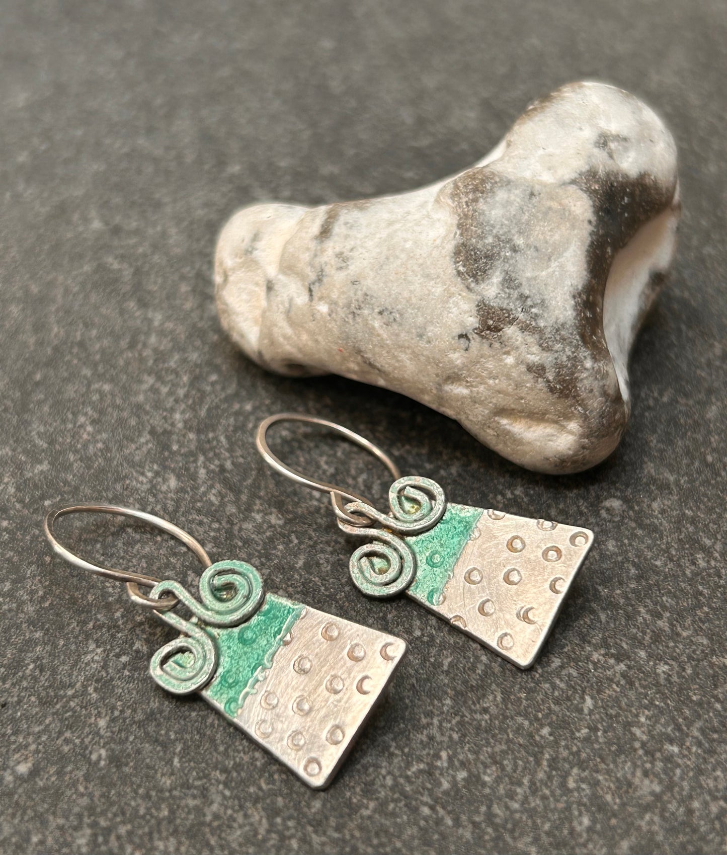 Beautiful vintage sterling silver artisan earrings with wonderful handcrafted detail.