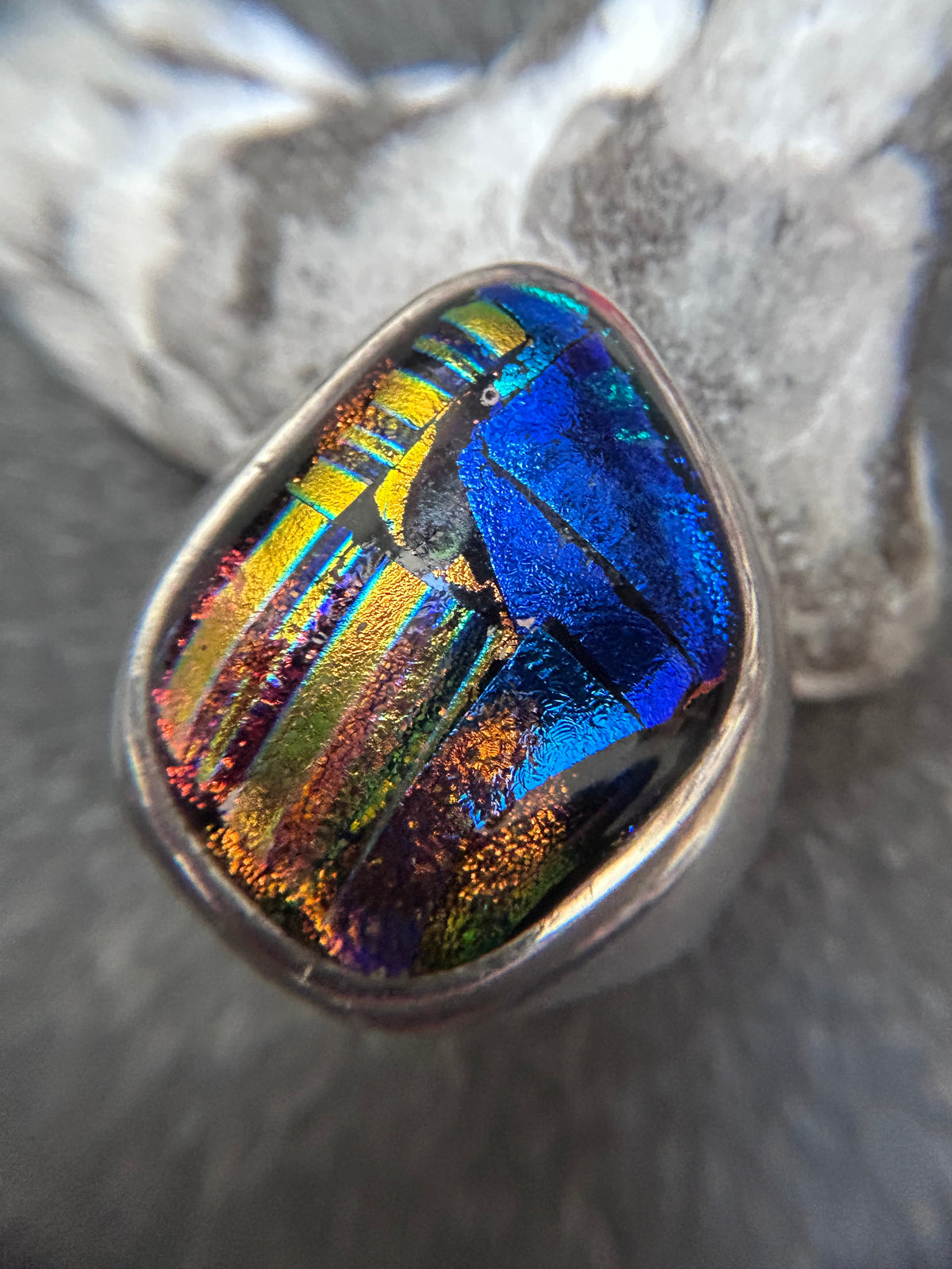 Artisan Vintage Sterling Silver Dichroic Glass Ring – Blue Skies & Sunset Hues