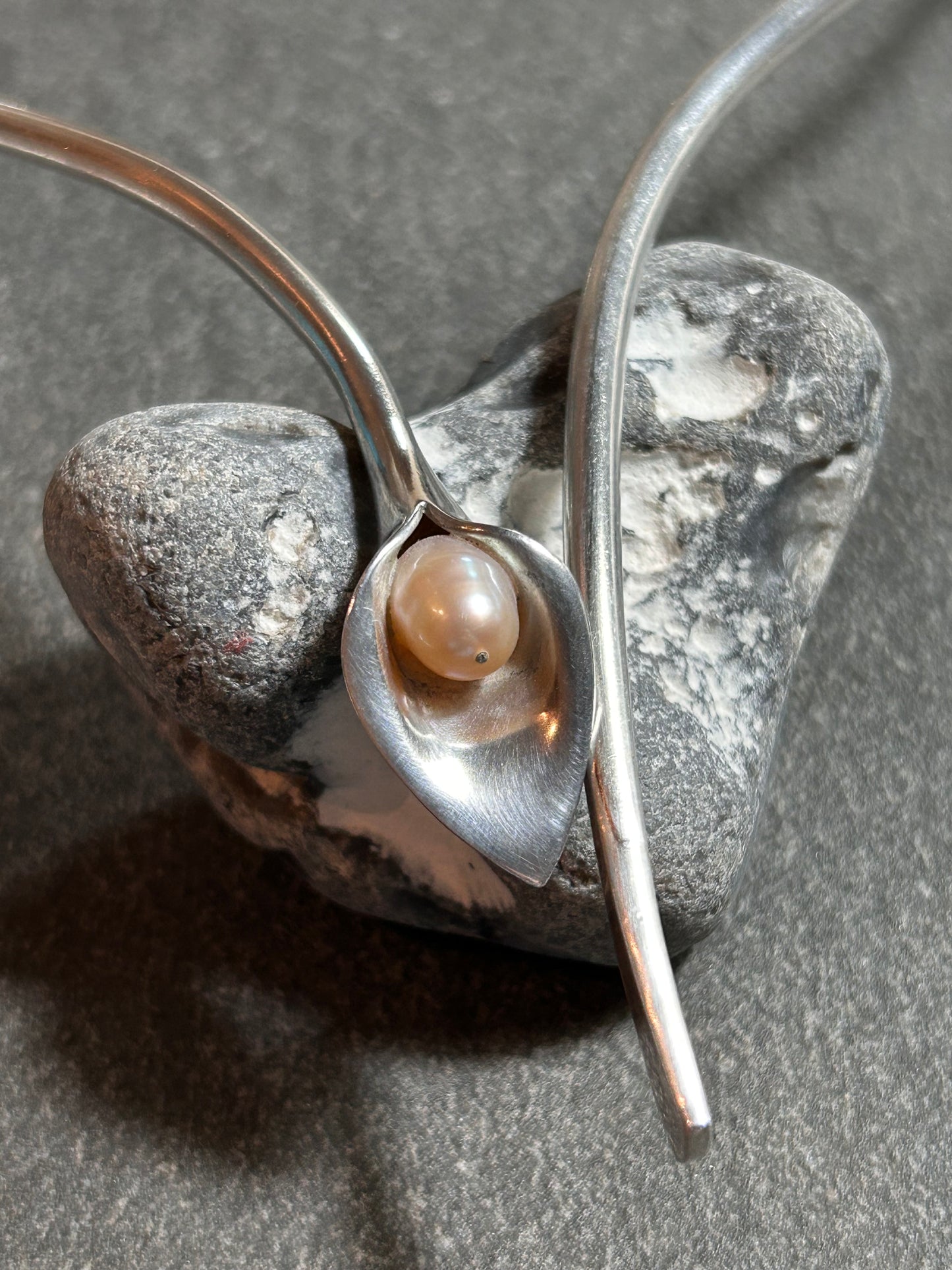 Carla Lily’ Torque Necklace by Amanda Cox, hallmarked 2003