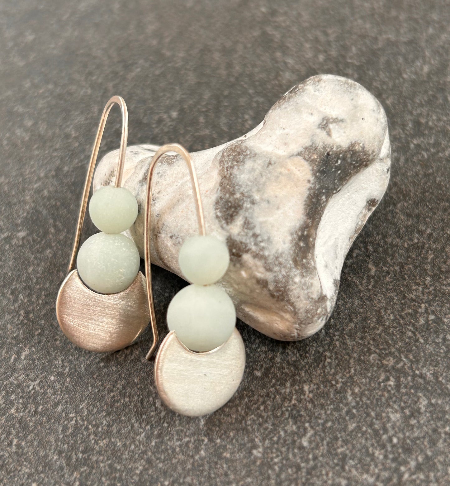 Elegant vintage artisan earrings crafted in sterling silver, inspired by the beauty of the moon phases.