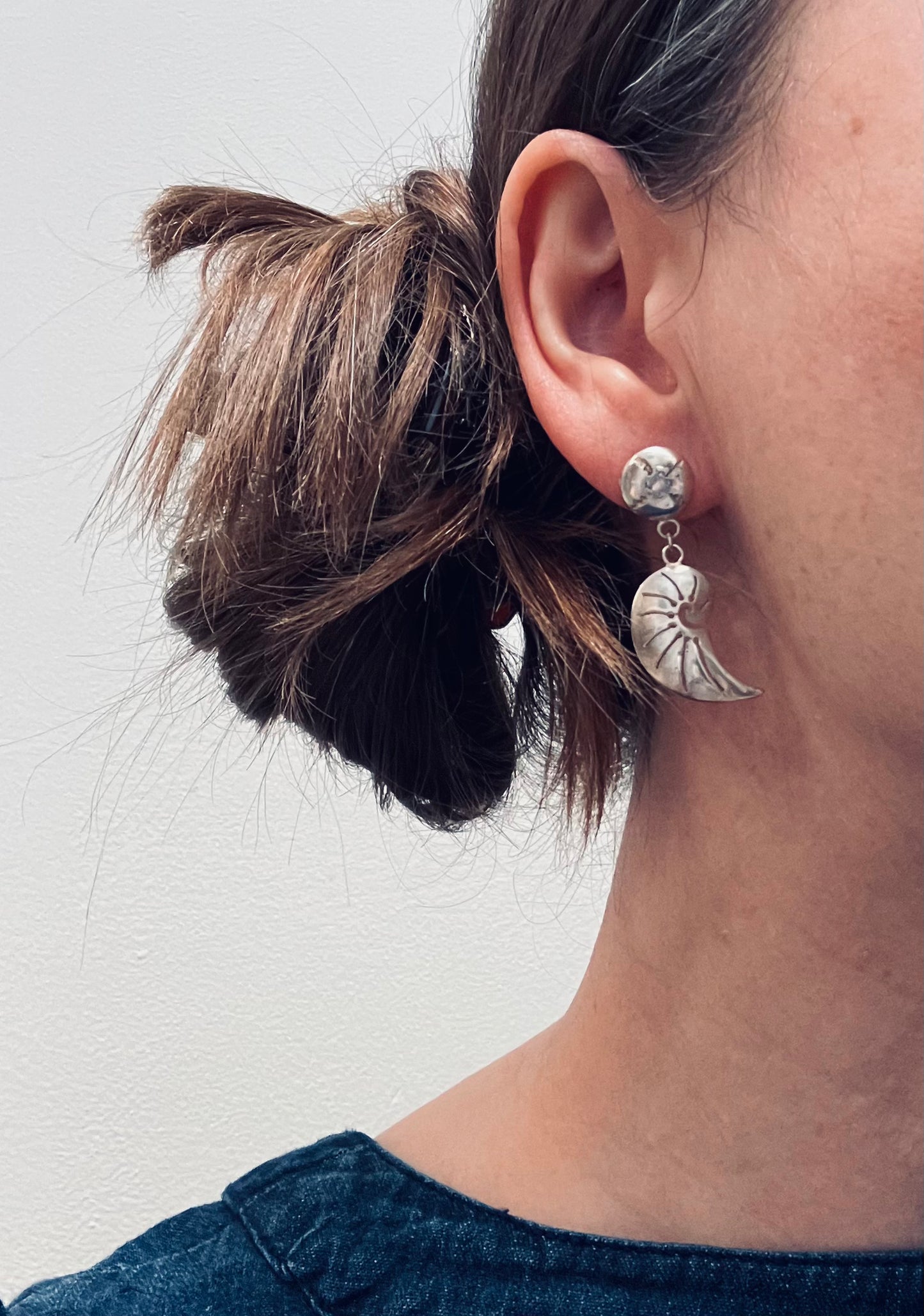 Super sterling silver artisan sand dollar and shell earrings. 2000