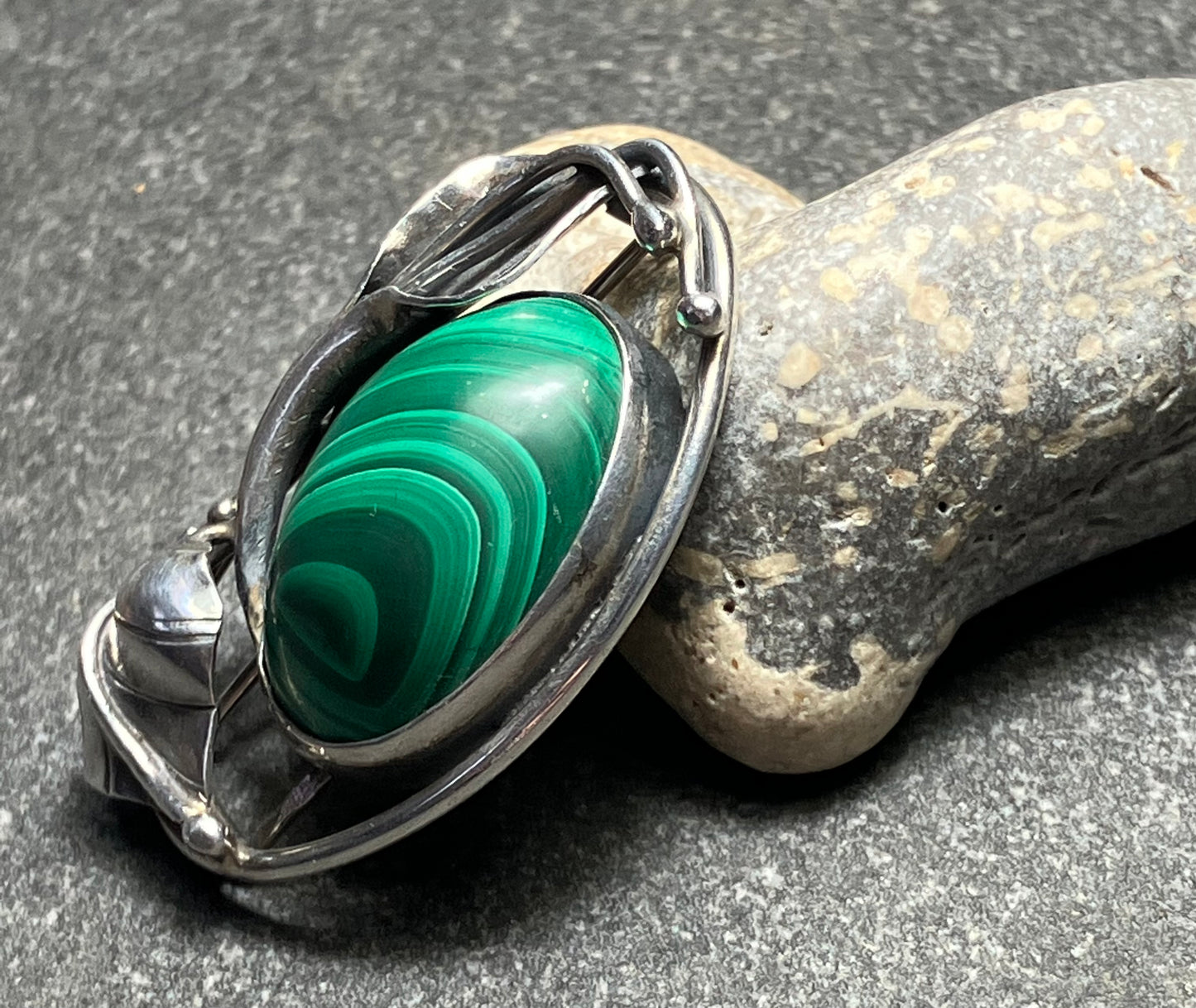 Beautiful vintage sterling silver and malachite brooch.