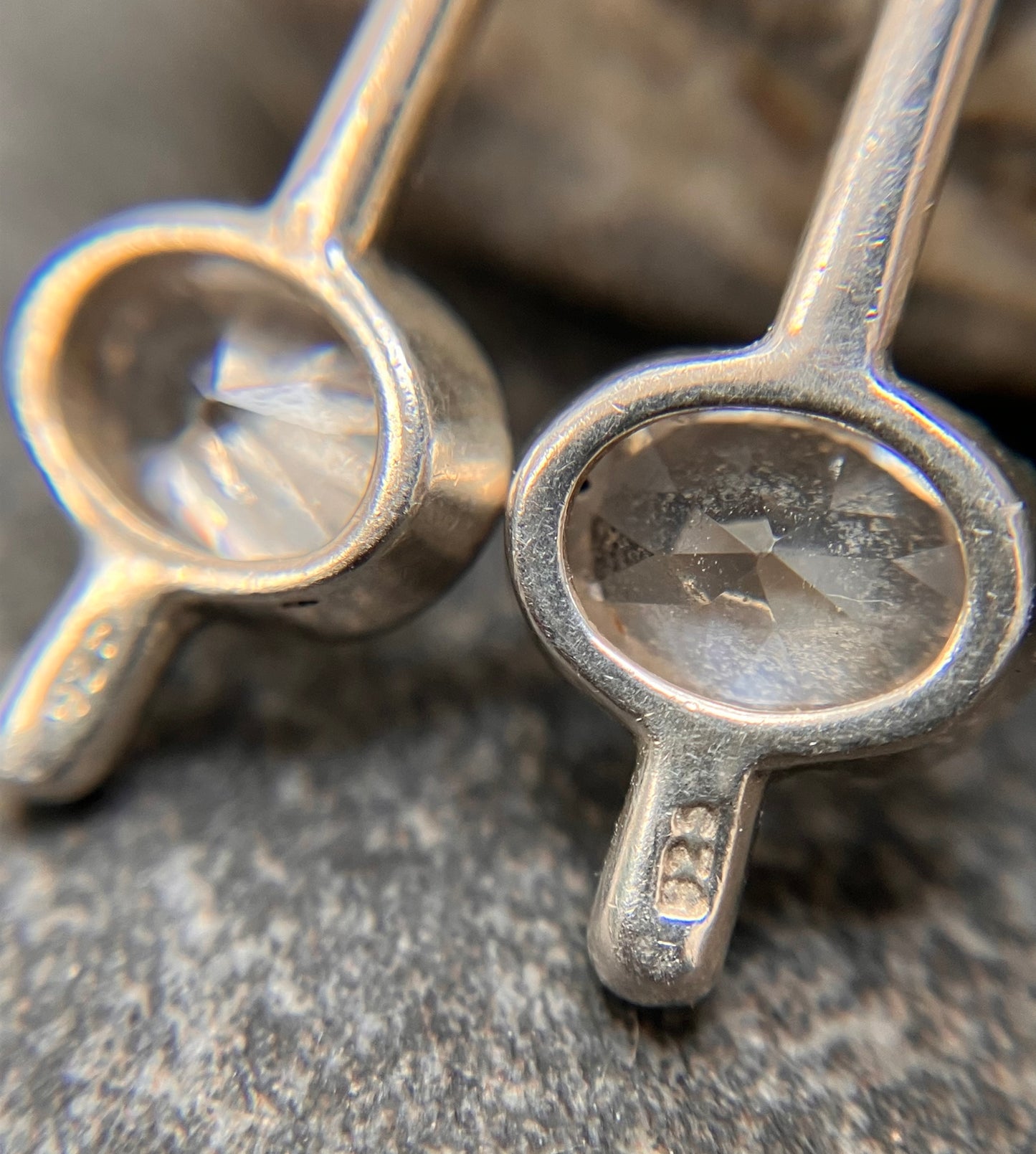 Beautiful delicate vintage sterling silver earrings with cut quartz crystal stones.