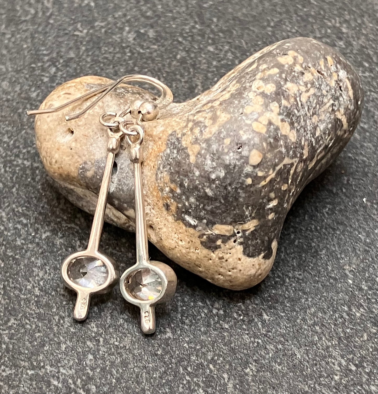 Beautiful delicate vintage sterling silver earrings with cut quartz crystal stones.