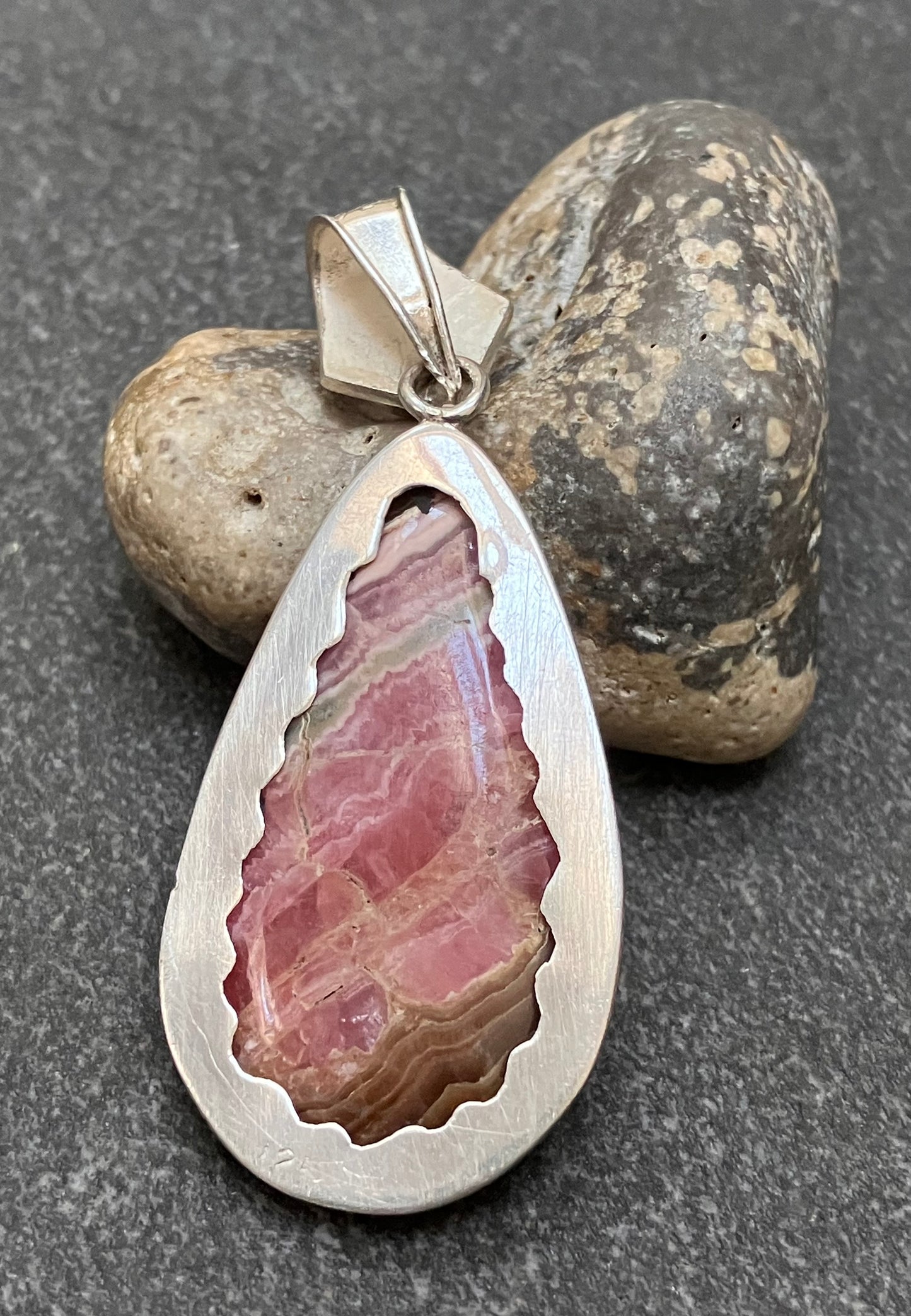 Vintage sterling silver and Rhodochrosite pendant.