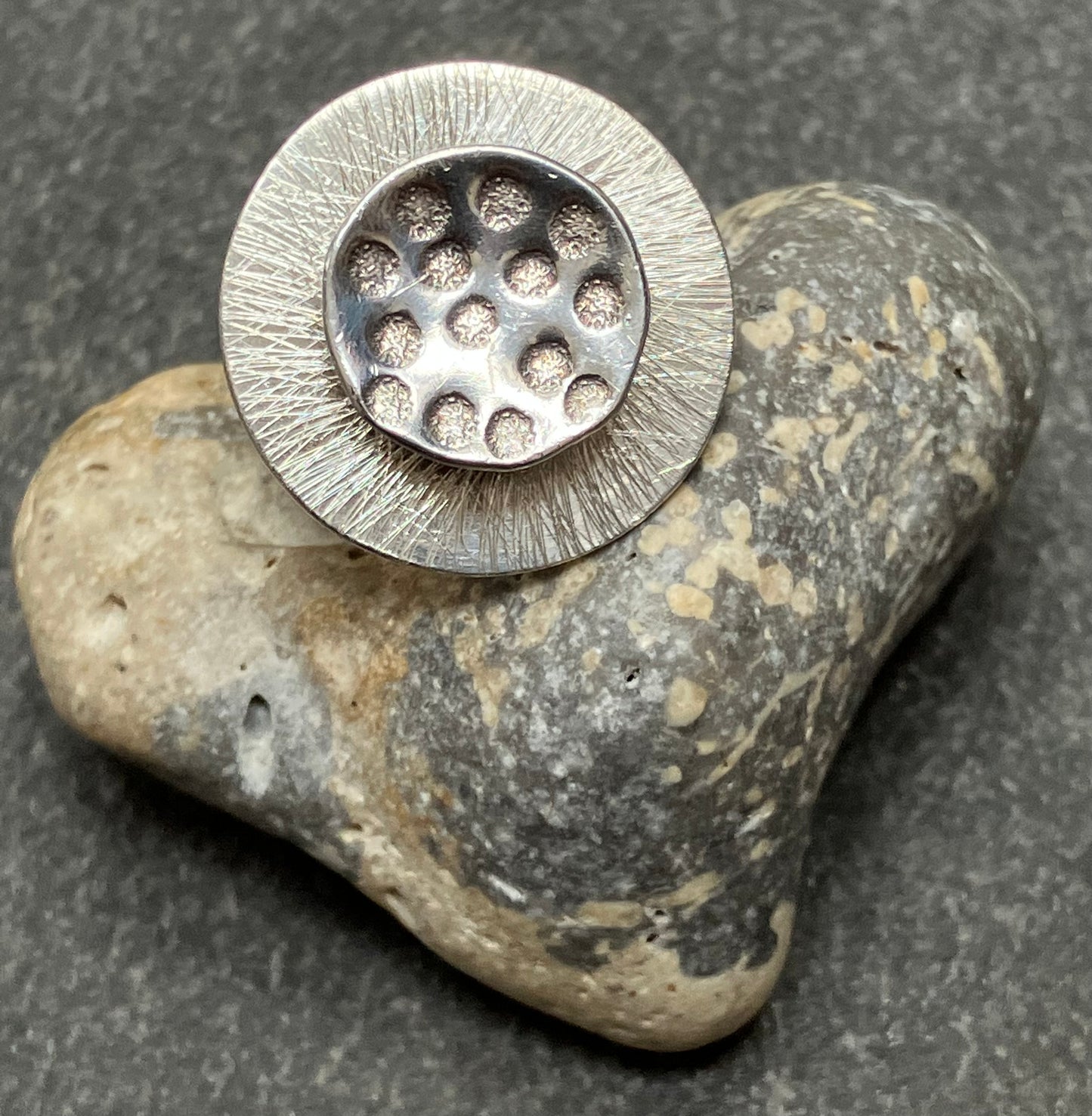 Fantastic vintage sterling silver Swedish abstract flower ring. 1974