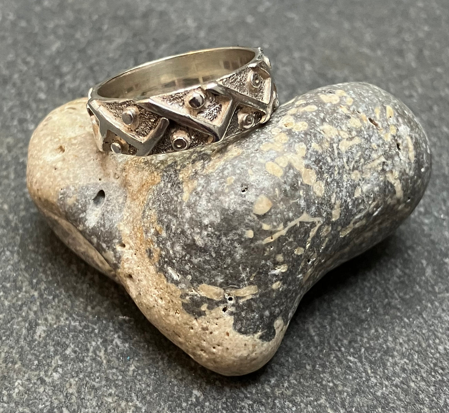 Vintage sterling silver handmade artisan ring.