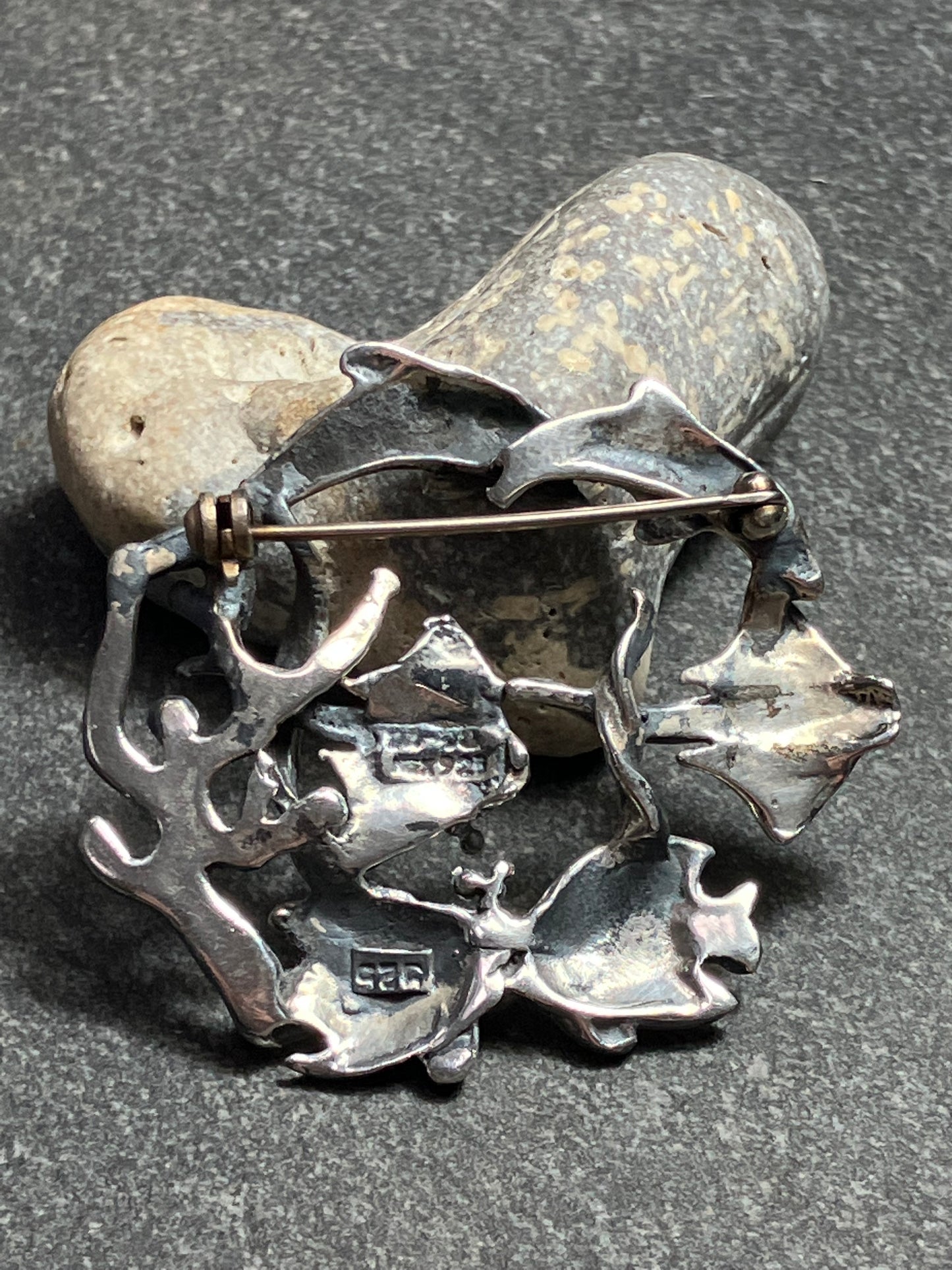 Underwater world sterling silver vintage Mexican brooch.