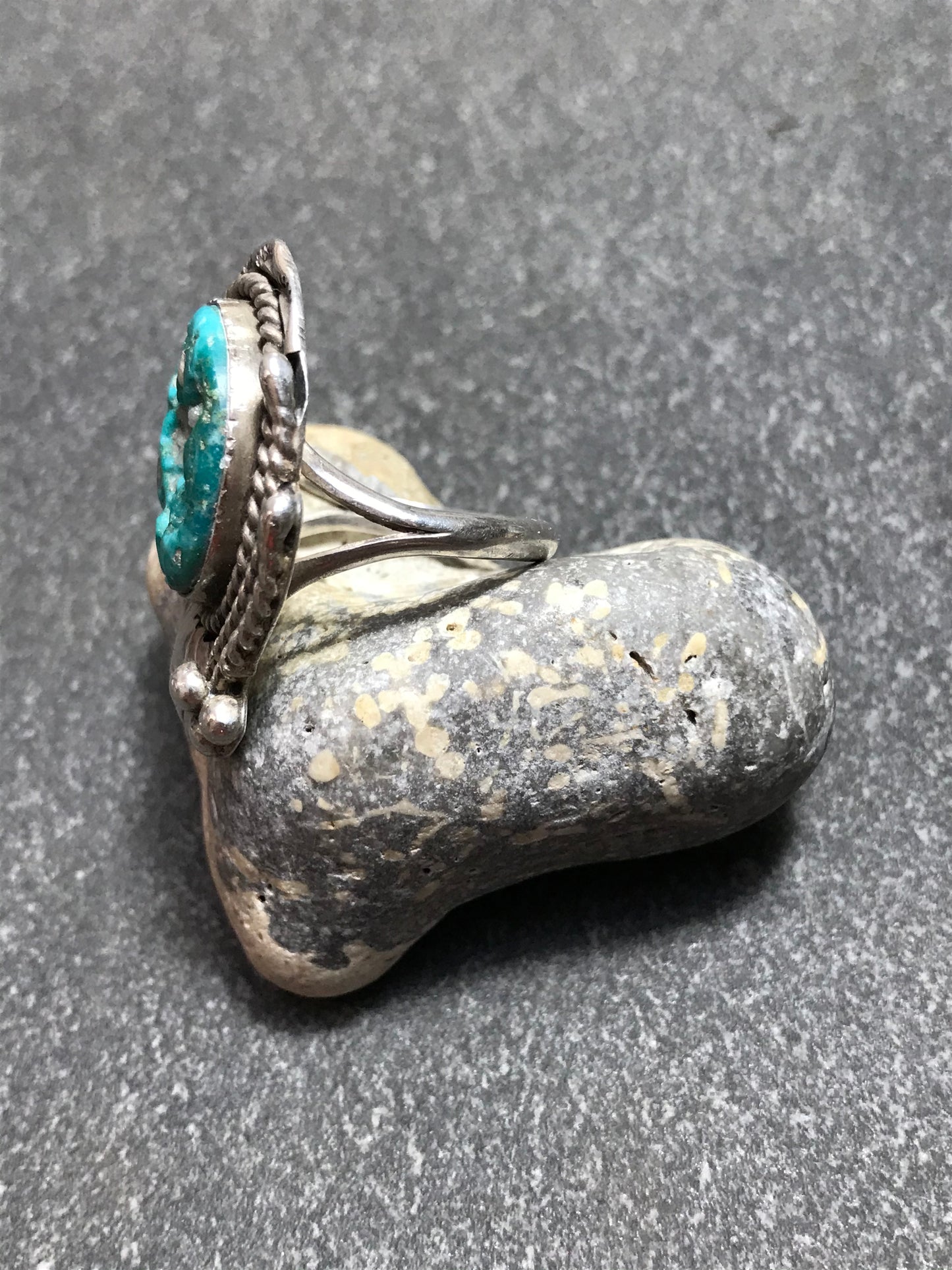 Vintage Native American sterling silver and turquoise statement ring.