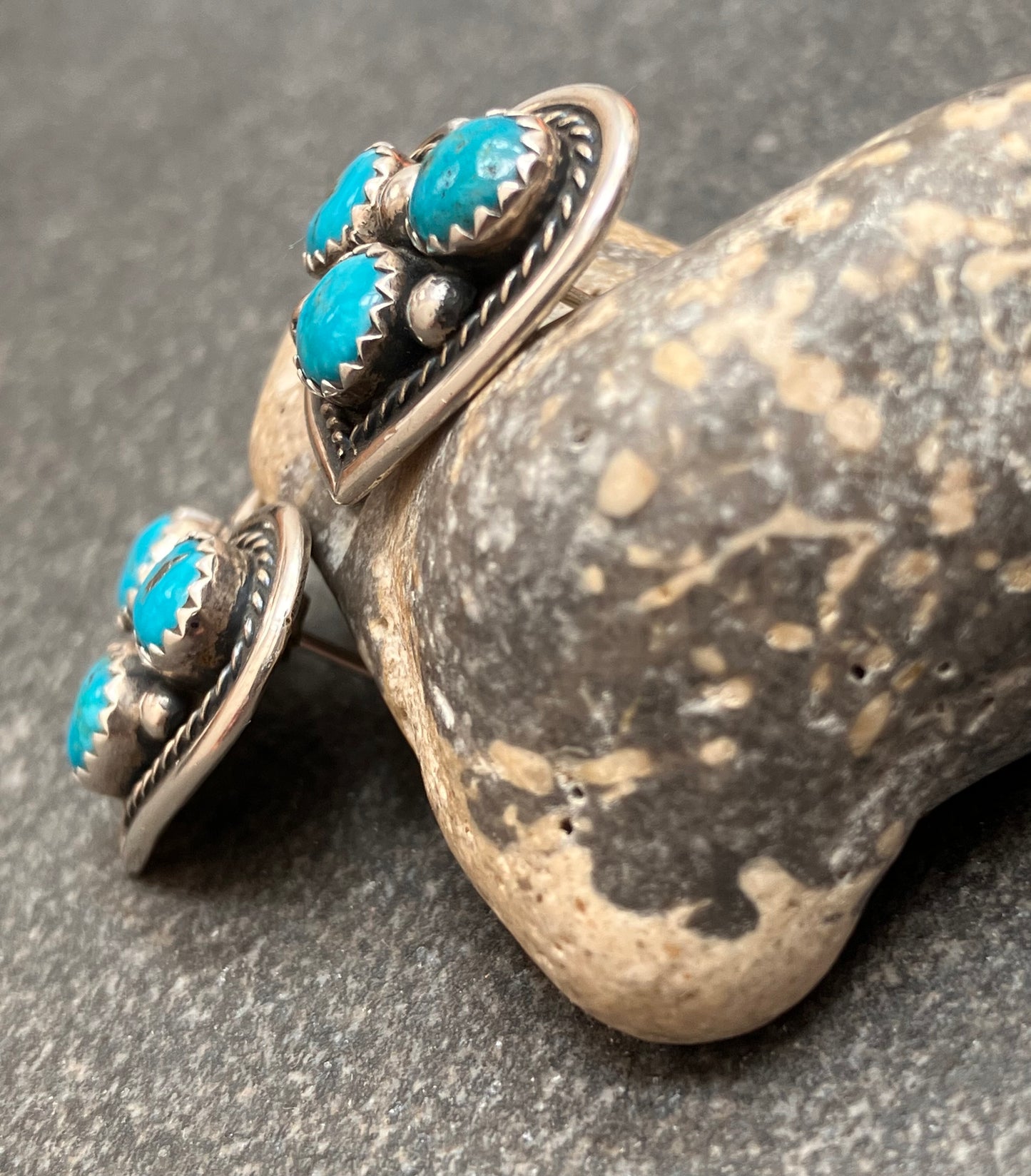 Vintage sterling Native American Zuni heart earrings
