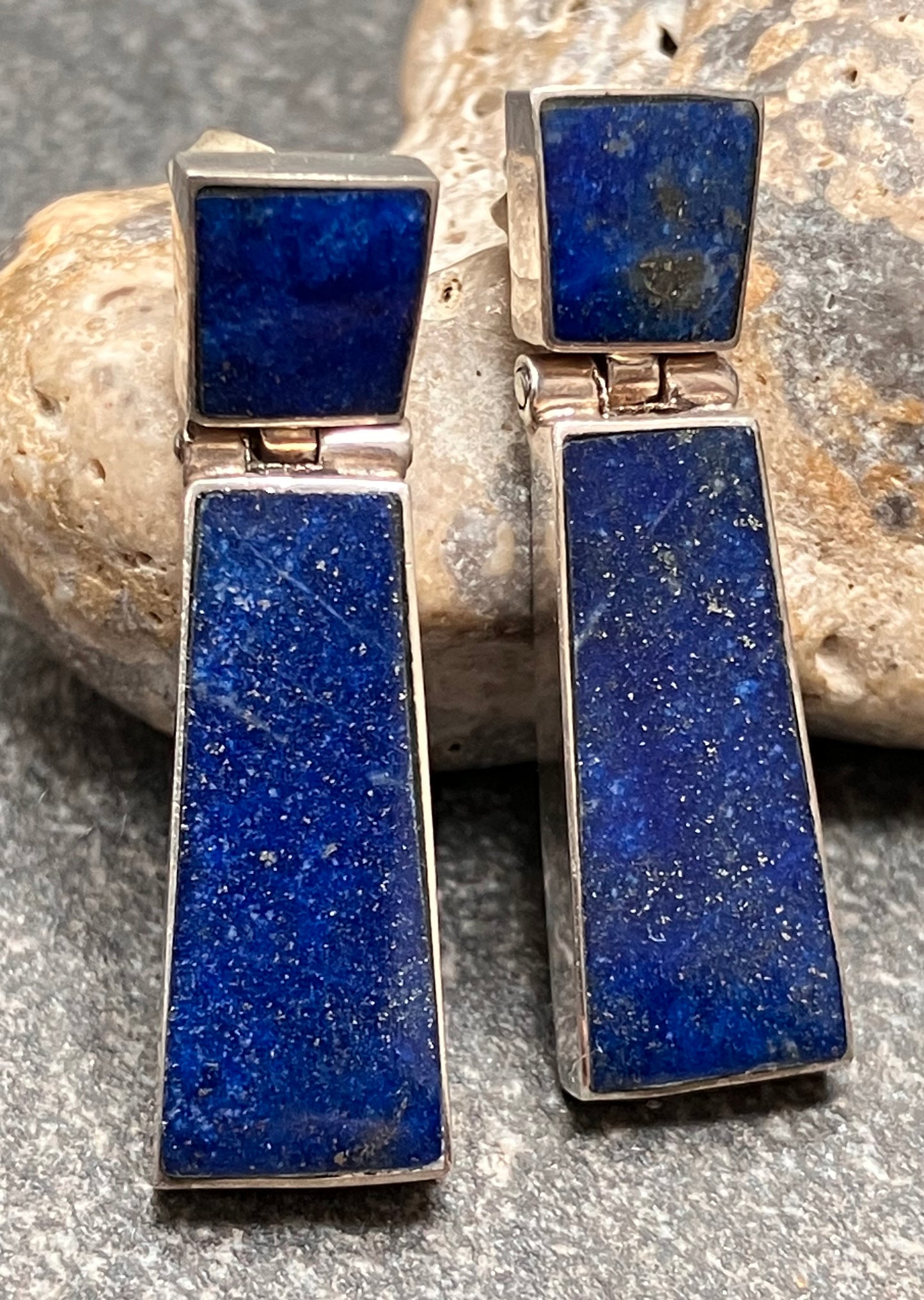 Vintage hinged sterling silver lapis lazuli earrings